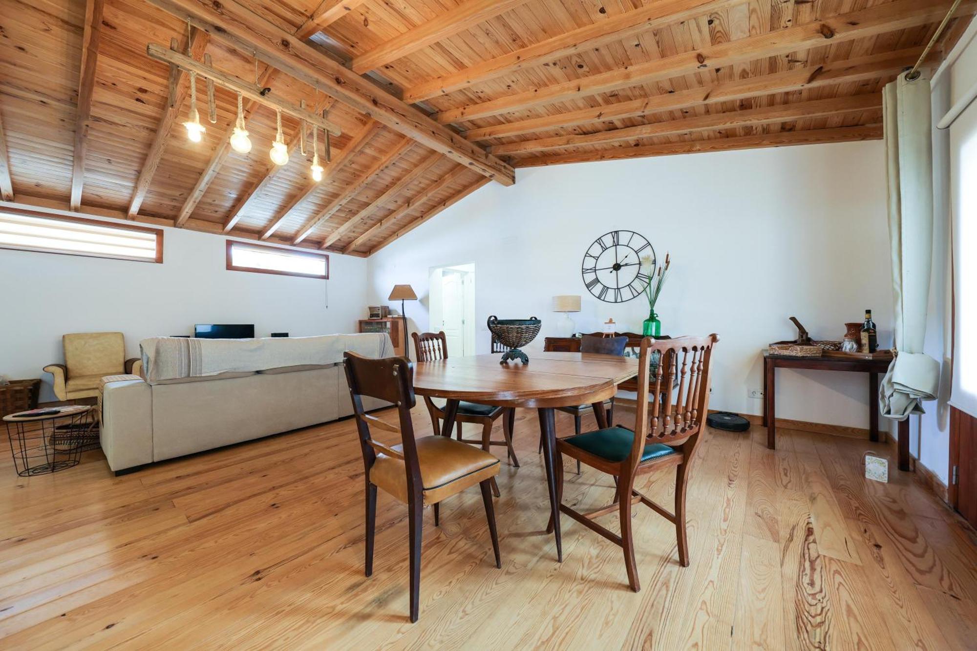 Renovated Wine Press House - With Pool Villa Porto de Mos  Room photo
